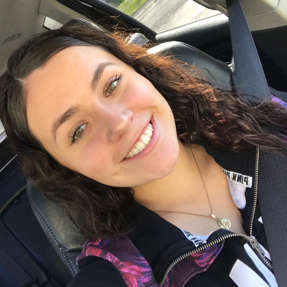 Meet your Posher, Natalie